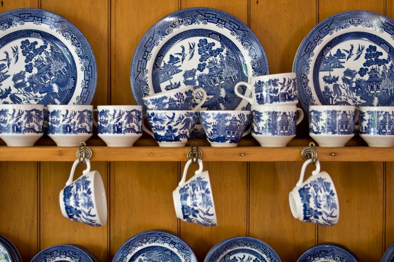 China Cabinet Painting